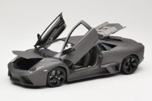Lamborghini Reventon Matte Grey Bburago 1:18 18-11029 Metal - imagem 2 de 8
