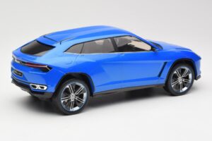 Lamborghini Urus Concept Blue Metallic MCG 1:18 MCG18020 Metal - imagem 2 de 6