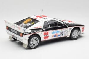 Lancia 037 #1 G. Cunico / E. Bartolich Targa Florio Winner 1983 Kyosho 1:18 08302H Metal - imagem 3 de 8