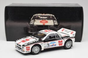 Lancia 037 #1 G. Cunico / E. Bartolich Targa Florio Winner 1983 Kyosho 1:18 08302H Metal - imagem 8 de 8