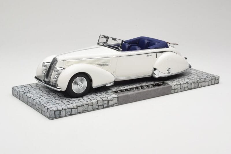 Lancia Astura Tipo 233 Corto Branco Minichamps 1:18 107125330 Resina