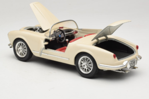 Lancia Aurelia B24 Spider Bege Bburago 1:18 3010-M2 Metal - imagem 5 de 8