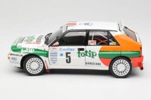 Lancia Delta HF Integrale Evo II Totip #5 A. Aghini / S. Farnocchia Rally Monte Carlo 1993 Kyosho 1:18 08348F Metal - imagem 4 de 8