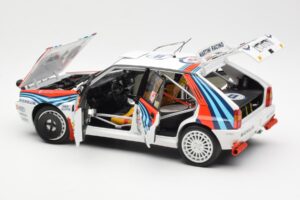 Lancia Delta HF Integrale Evo Martini #4 D. Auriol / B. Occelli Winner Rally Monte Carlo 1992 Kyosho 1:18 08348A Metal - imagem 5 de 8