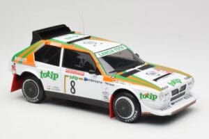 Lancia Delta S4 #8 D. Cerrato / G. Cerri Rally San Remo 1986 IXO 1:18 18RMC133 Metal - imagem 4 de 6