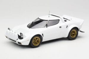Lancia Stratos HF Stradale Branco Minichamps 1:18 155741700 Metal