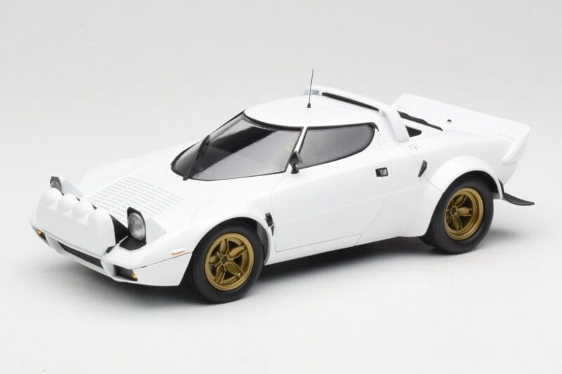 Lancia Stratos HF Stradale Branco Minichamps 1:18 155741700 Metal