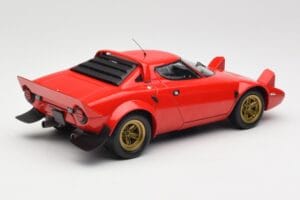 Lancia Stratos Vermelho Minichamps 1:18 155741701 Metal - imagem 2 de 6