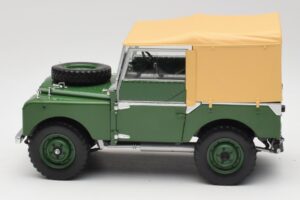 Land Rover 88 Series I Bronze Green Minichamps 1:18 150168906 Metal - imagem 4 de 8