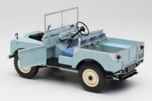 Land Rover 88 Series I RAF Blue Minichamps 1:18 150168908 Metal - imagem 5 de 8