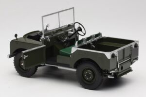Land Rover 88 Series I Matt Green Minichamps 1:18 150168909 Metal - imagem 5 de 8