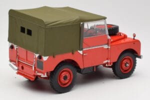 Land Rover 88 Series I Vermelho Minichamps 1:18 150168910 Metal - imagem 3 de 8