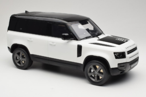 Land Rover Defender 110 L663 GT Spirit 1:12 GT554 Resina - imagem 4 de 6