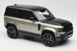 Land Rover Defender 90 HSE P400 L663 Pangea Green Metallic GT Spirit 1:18 GT517 Resina - imagem 4 de 6