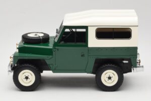 Land Rover Lightweight Series III Hard Top Verde Escuro BoS Models 1:18 BOS355 Resina - imagem 3 de 6