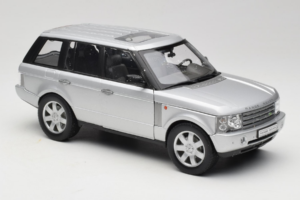Land Rover Range Rover L322 Prata Welly 1:18 12536W Metal - imagem 6 de 8