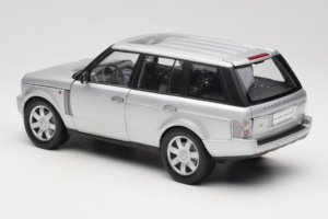 Land Rover Range Rover L322 Prata Welly 1:18 12536W Metal - imagem 7 de 8