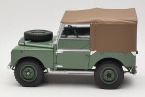 Land Rover Series 1 88 Verde Minichamps 1:18 150168912 Metal - imagem 4 de 8