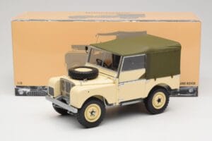 Land Rover Series I 88 Sand Bege Mate Minichamps 1:18 150168905 Metal - imagem 8 de 8
