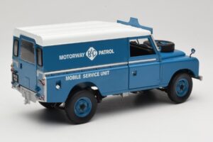 Land Rover Series III 109 Soft Top Motorway Patrol Azul Eagles Race 1:18 4403 Metal - imagem 3 de 8