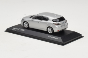 Lexus CT200h Prata Minichamps 1:43 410166001 Metal - imagem 3 de 4