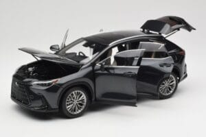 Lexus NX450h+ AZ20 Preto Kyosho 1:18 08968GBK Resina - imagem 2 de 8