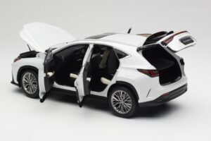 Lexus NX450h+ AZ20 Branco Kyosho 1:18 08968Q Resina - imagem 5 de 8