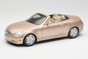 Lexus SC430 Bege Maisto 1:18 31629 Metal