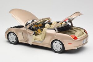 Lexus SC430 Bege Maisto 1:18 31629 Metal - imagem 5 de 8