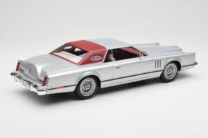 Lincoln Continental Mark V Coupe Prata BoS Models 1:18 BOS084 Resina - imagem 2 de 6