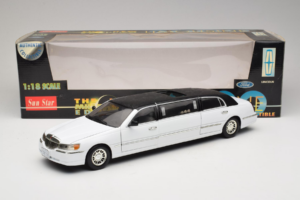 Lincoln Limousine Branco Sun Star 1:18 1260 Metal - imagem 8 de 8