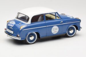 Lloyd Alexander TS #234 Azul Revell 1:18 08463 Metal - imagem 3 de 8
