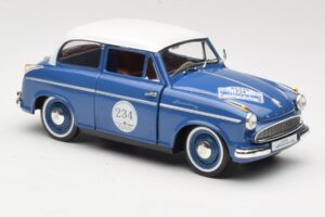 Lloyd Alexander TS #234 Azul Revell 1:18 08463 Metal - imagem 6 de 8