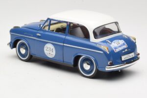 Lloyd Alexander TS #234 Azul Revell 1:18 08463 Metal - imagem 7 de 8