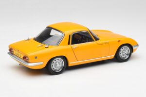Lotus Elan S/E Racing Amarelo AUTOart 1:18 75352 Metal - imagem 3 de 8
