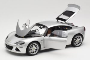 Lotus Europa S Prata AUTOart 1:18 75366 Metal - imagem 2 de 8
