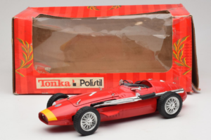 Maserati 250F Vermelho Tonka 1:18 16724 Metal - imagem 6 de 6