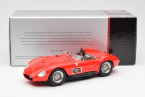 Maserati 300S Vermelho CMC 1:18 M-105 Metal - imagem 6 de 6