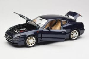 Maserati 3200 GT Preto Bburago 1:18 3371 Metal - imagem 2 de 8