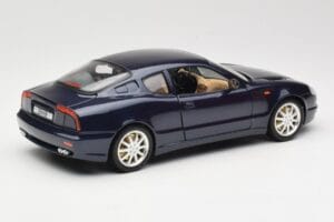Maserati 3200 GT Preto Bburago 1:18 3371 Metal - imagem 3 de 8