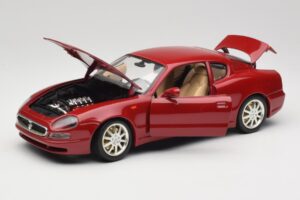 Maserati 3200 GT Vermelho Escuro Bburago 1:18 3341-M2 Metal - imagem 2 de 8