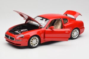 Maserati 3200 GT Rosso Mondiale Bburago 1:18 3341-M1 Metal - imagem 2 de 8