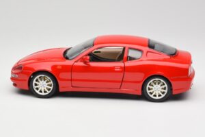 Maserati 3200 GT Vermelho Coleção Especial Bburago 1:18 30071 Metal - imagem 4 de 8