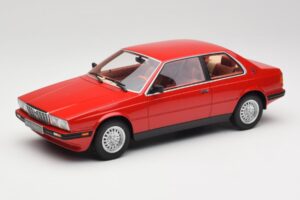 Maserati BiTurbo Coupe Rosso Corsa Minichamps 1:18 107123501 Resina