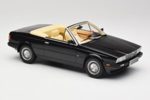 Maserati BiTurbo Spyder Preto Minichamps 1:18 107123531 Resina - imagem 4 de 6