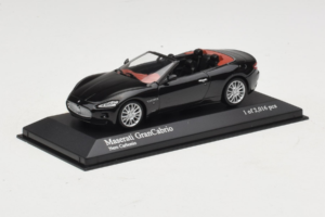Maserati GranCabrio Preto Metalizado Minichamps 1:43 400123930 Metal - imagem 2 de 5