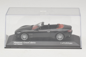 Maserati GranCabrio Preto Metalizado Minichamps 1:43 400123930 Metal - imagem 4 de 5