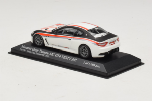 Maserati GranTurismo MC GT4 Trofeo GranTurismo MC Test Car 2010 Minichamps 1:43 400101201 Metal - imagem 3 de 4