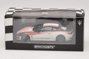 Maserati GranTurismo MC GT4 Trofeo GranTurismo MC Test Car 2010 Minichamps 1:43 400101201 Metal - imagem 4 de 4
