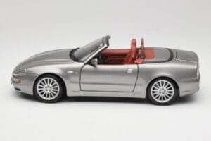 Maserati 4200 GT Spyder Cinzento Bburago 1:18 18-12019 Metal - imagem 4 de 8